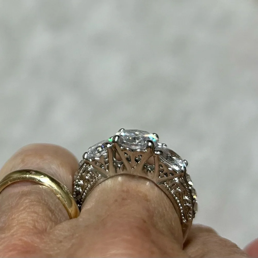 NEW in Box! Bling Ring Size 7